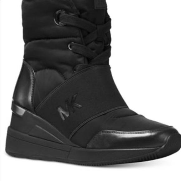 MICHAEL KORS SHAY Winter Rain Boot Size: - Picture 6 of 11